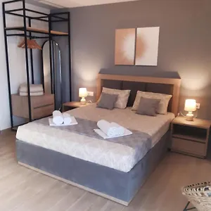 Apartment Wilem, Sarti